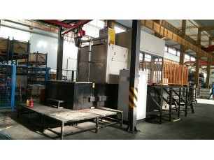 減殼零件旋轉(zhuǎn)噴淋清洗機(jī)